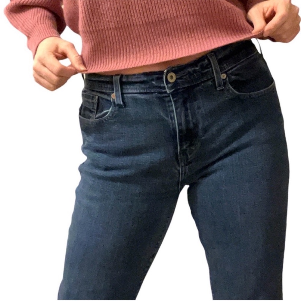 Levi's 515 Boot Cut Dark Wash Jeans Size 29 EUC